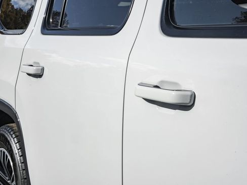 Used 2022 Jeep Wagoneer Series III image 16