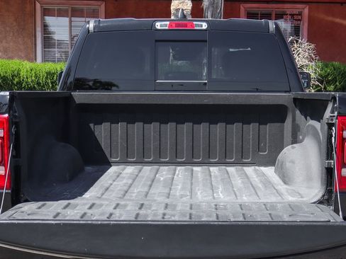 Used 2021 RAM 1500 Laramie AWD/4WD image 8