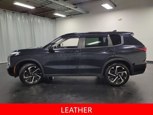 Used 2022 Mitsubishi Outlander SE AWD/4WD image 5