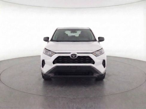 Used 2025 Toyota RAV4 LE image 2