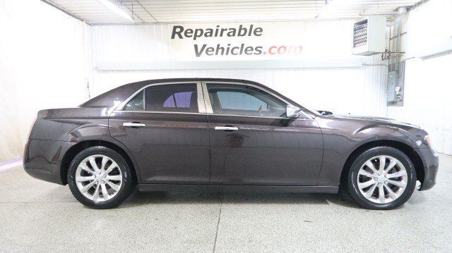 Used 2013 Chrysler 300 C AWD/4WD image 4