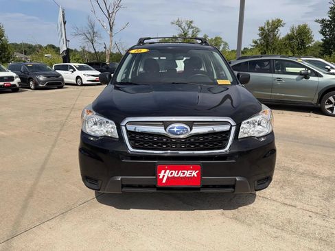 Used 2016 Subaru Forester 2.5i w/ Alloy Wheel Package AWD/4WD image 2