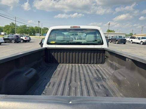 Used 2014 Ford F250 XL RWD image 9
