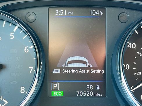 Used 2020 Nissan Rogue SL FWD image 12