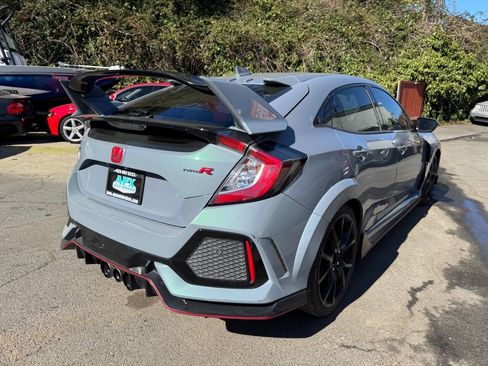 Used 2019 Honda Civic Type R image 5