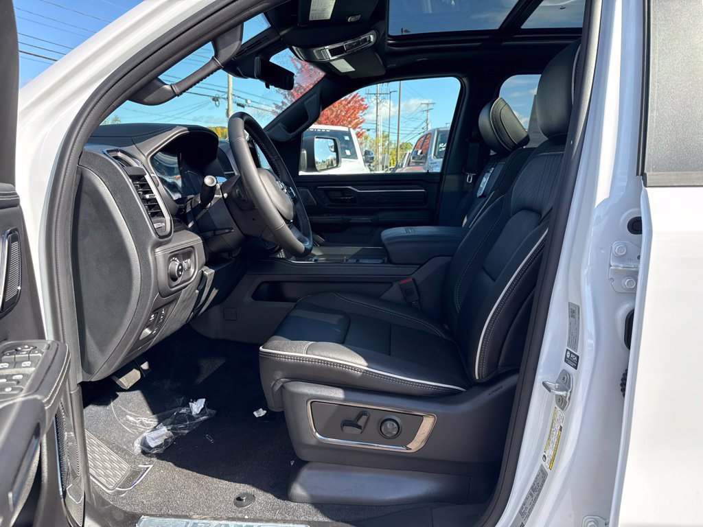 New 2027 RAM 1500 Limited AWD/4WD image 17