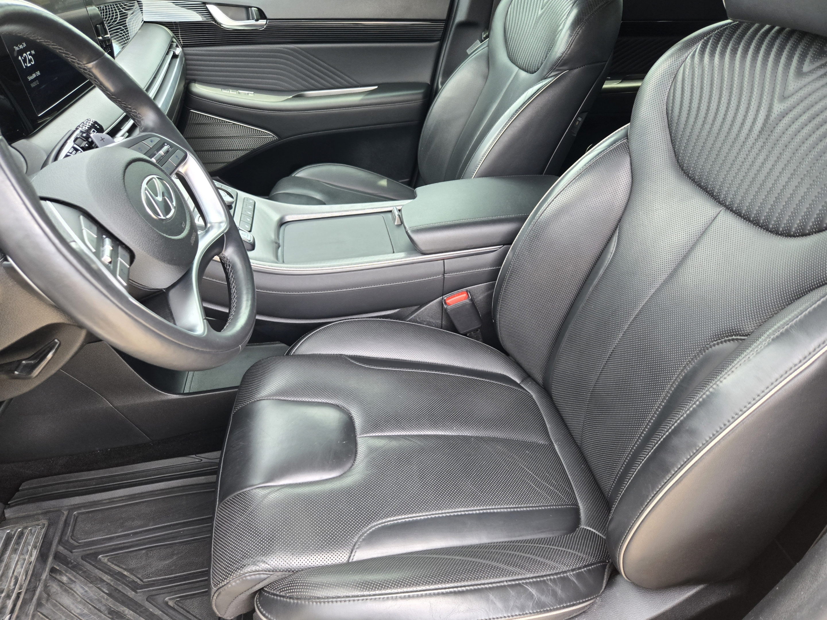 Used 2024 Hyundai Palisade Calligraphy FWD image 9
