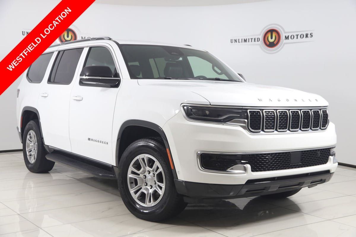 Used 2024 Jeep Wagoneer 4WD image 1