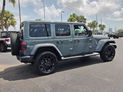 Certified 2025 Jeep Wrangler Unlimited Sahara AWD/4WD image 7