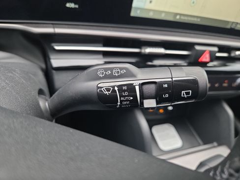 New 2026 Kia Sportage SX image 38