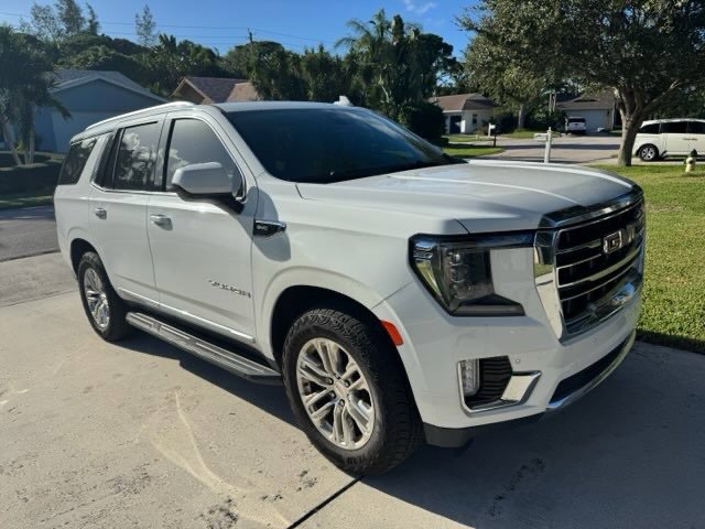 Used 2021 GMC Yukon SLT RWD image 2