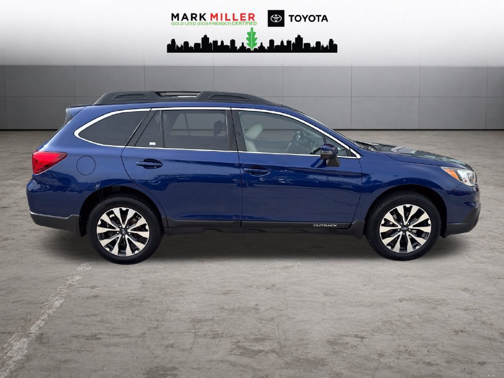 Used 2017 Subaru Outback 3.6R Limited AWD/4WD image 7