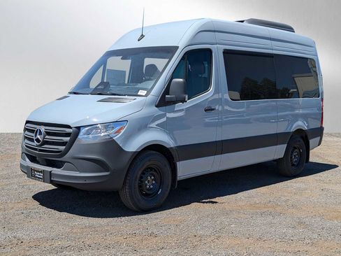 New 2025 Mercedes-Benz Sprinter 2500 image 7