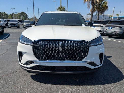 New 2026 Lincoln Aviator Reserve image 9