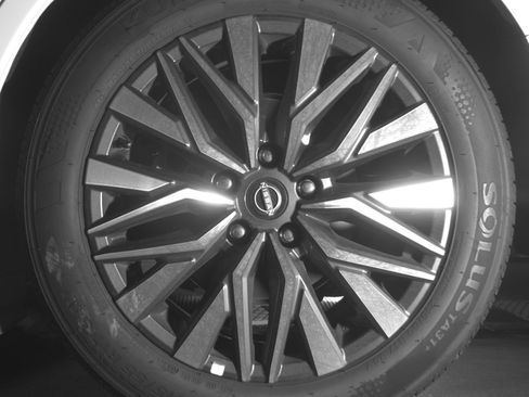 Used 2025 Nissan Altima 2.5 SV image 14