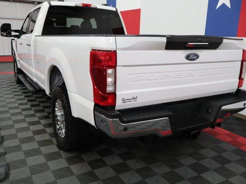 Used 2021 Ford F350 XLT w/ XLT Premium Package AWD/4WD image 20