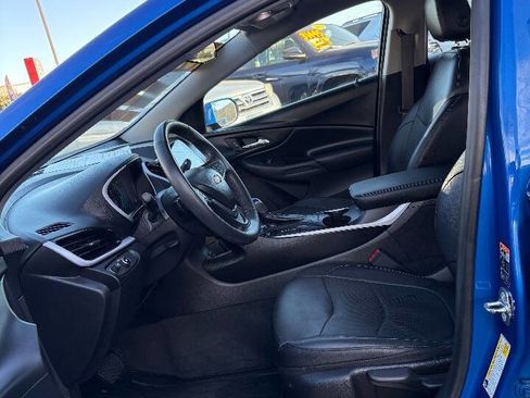 Used 2018 Chevrolet Volt LT w/ LT Driver Confidence Package image 13