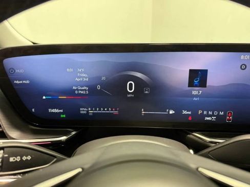 Used 2025 Buick Envision Preferred image 17