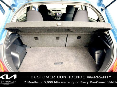 Used 2016 Toyota Yaris L image 19