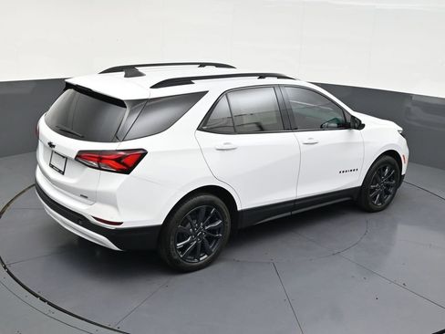 Used 2022 Chevrolet Equinox RS image 17