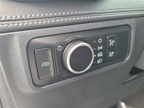 Used 2024 Ford Mustang GT Premium image 19