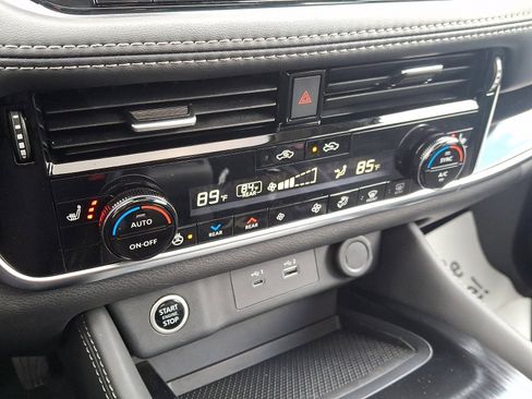 Certified 2023 Nissan Rogue SL w/ SL Premium Package image 16