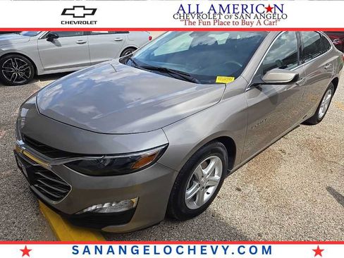 Used 2024 Chevrolet Malibu LT FWD image 1