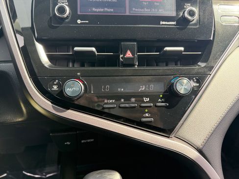 Certified 2023 Toyota Camry SE image 17