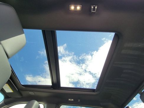 New 2026 Ford F250 Platinum image 10