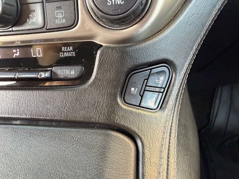 Used 2017 GMC Yukon Denali AWD/4WD image 46