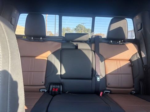 New 2026 Chevrolet Silverado 2500 High Country w/ High Country Premium Package AWD/4WD image 16