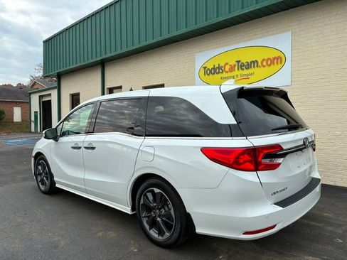 Used 2023 Honda Odyssey Elite image 7