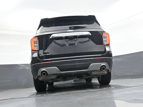 Used 2024 Ford Explorer Limited w/ Limited Technology Package RWD image 45