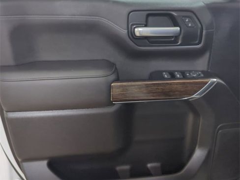 Used 2019 GMC Sierra 1500 Elevation w/ Elevation Value Package image 21