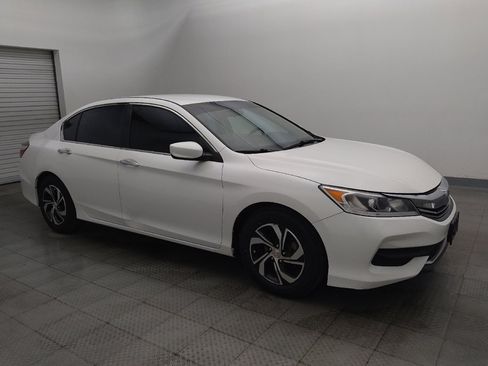 Used 2017 Honda Accord LX image 11