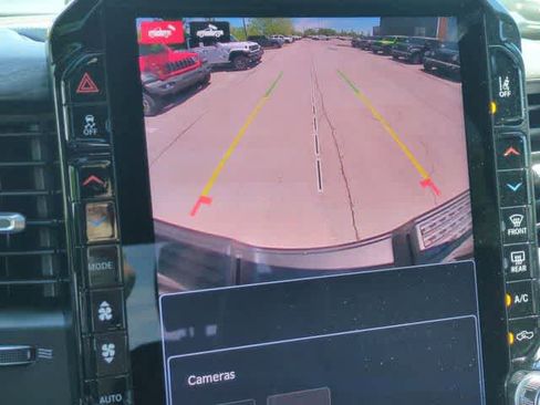New 2026 RAM 2500 Laramie AWD/4WD image 31