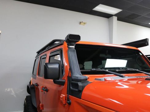 Used 2019 Jeep Wrangler Unlimited Sport image 28