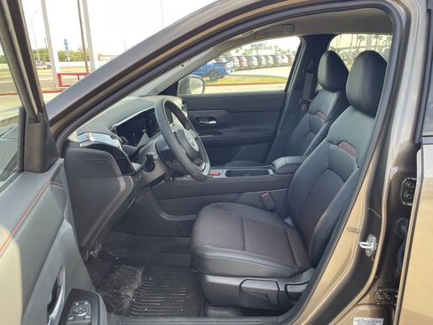 New 2026 Nissan Kicks SR w/ Cold Weather Package image 14