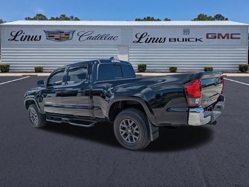 Used 2023 Toyota Tacoma SR5 RWD image 6