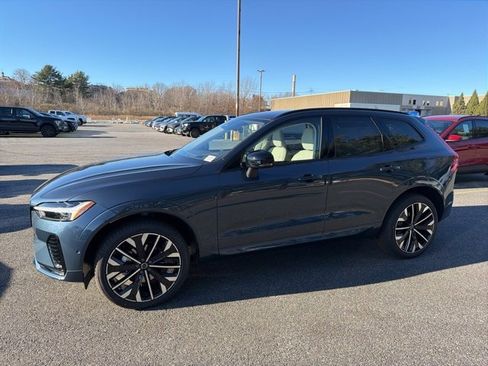 New 2026 Volvo XC60 B5 Ultra w/ Protection Package Premier image 5