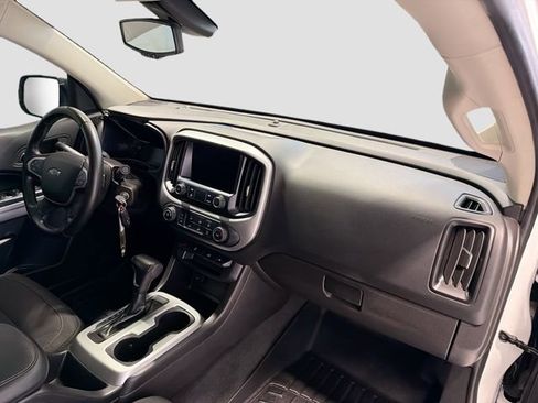 Used 2020 Chevrolet Colorado LT w/ LT Convenience Package image 23