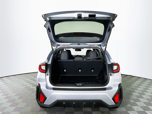 Used 2024 Subaru Crosstrek 2.0i Premium image 27