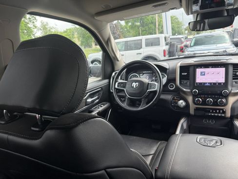 Used 2022 RAM 1500 Laramie AWD/4WD image 33