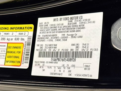 Used 2024 Ford Mustang GT Premium RWD image 32