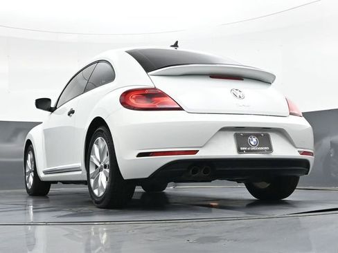 Used 2017 Volkswagen Beetle 1.8T S image 37