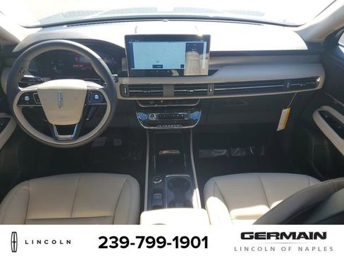 New 2026 Lincoln Corsair Premiere image 17