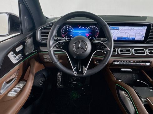 Certified 2025 Mercedes-Benz GLE 580 4MATIC image 5