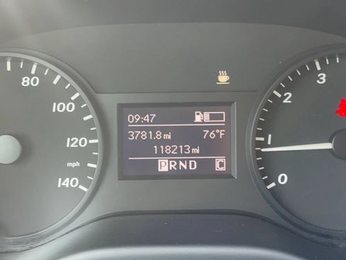 Used 2018 Mercedes-Benz Metris Passenger image 14