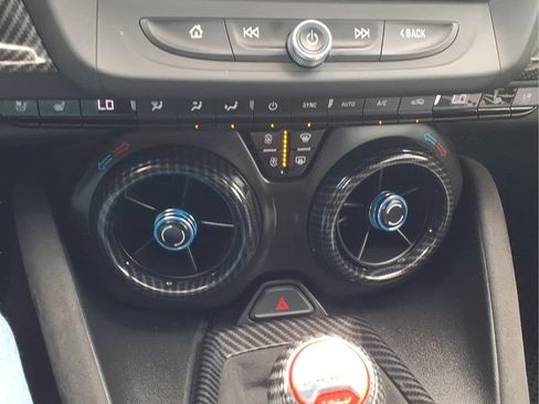 Used 2017 Chevrolet Camaro ZL1 RWD image 28