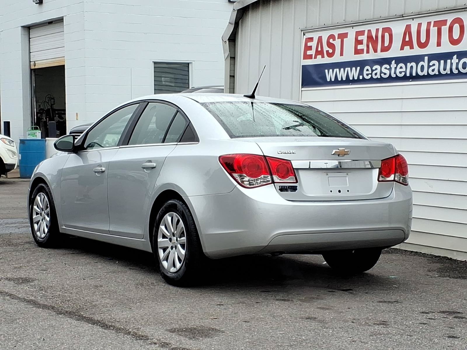 Used 2011 Chevrolet Cruze LS w/ Connectivity Package FWD image 3